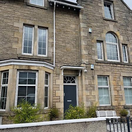 Premier 2 Bed Flat C Apartment Broxburn Exterior photo